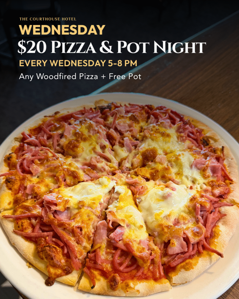 Woodfired pizza and pot of beer served at The Courthouse Hotel Smythesdale on Wednesday Pizza & Pot Night.